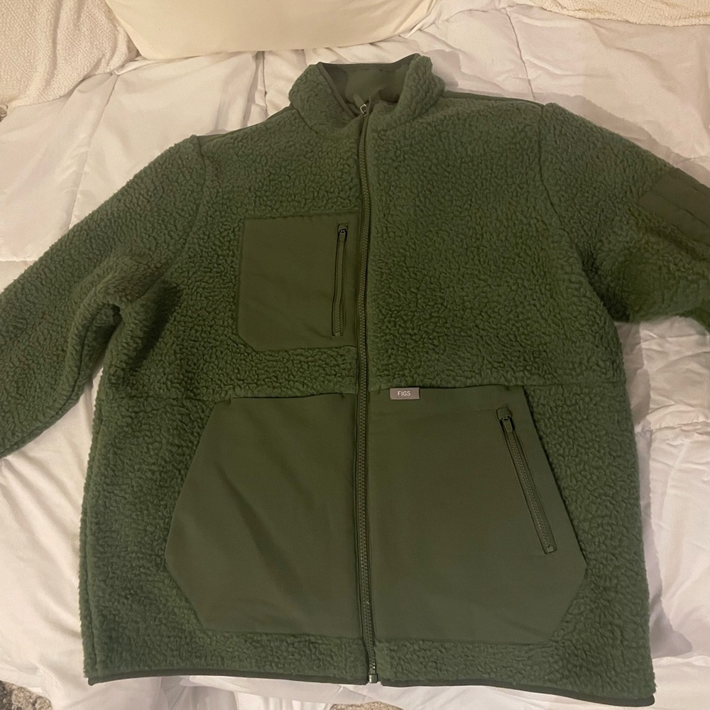 Figs Moss On-Shift Sherpa Jacket